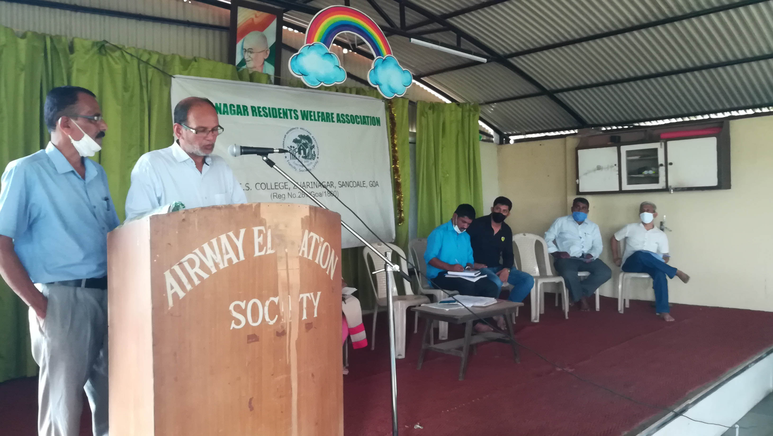 Association President Shri Santosh Desai and Treasurer Shri Shantaram Desai presenting the accounts during the annual General Body Meeting of Vidyanagar Residents Welfare Association held at Airway Public School on 20-Sep-2020.

On the stage from left: Shri Ganesh Lamani  (Secretary), Shri Sagar Toraskar (Joint Secretary), Shri Monish Meti and Shri Balaram Gunjiker (both Co-opted members).