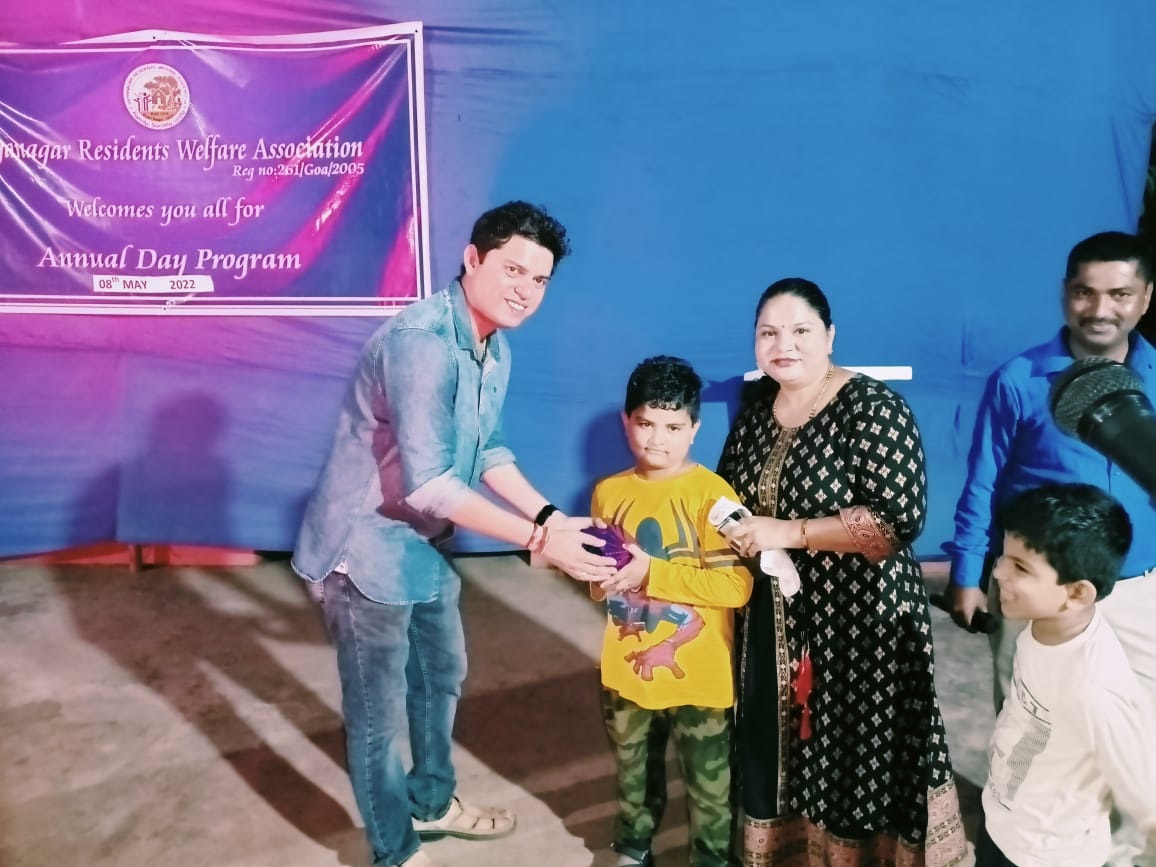 Prize distribution at the annual day.