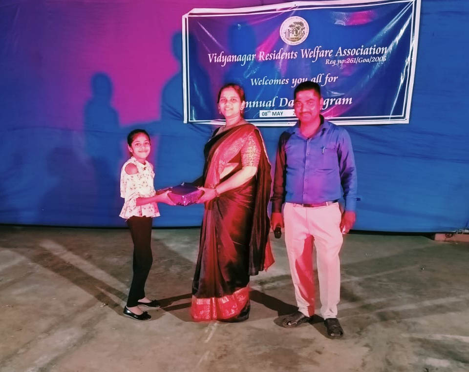 Prize distribution at the annual day.