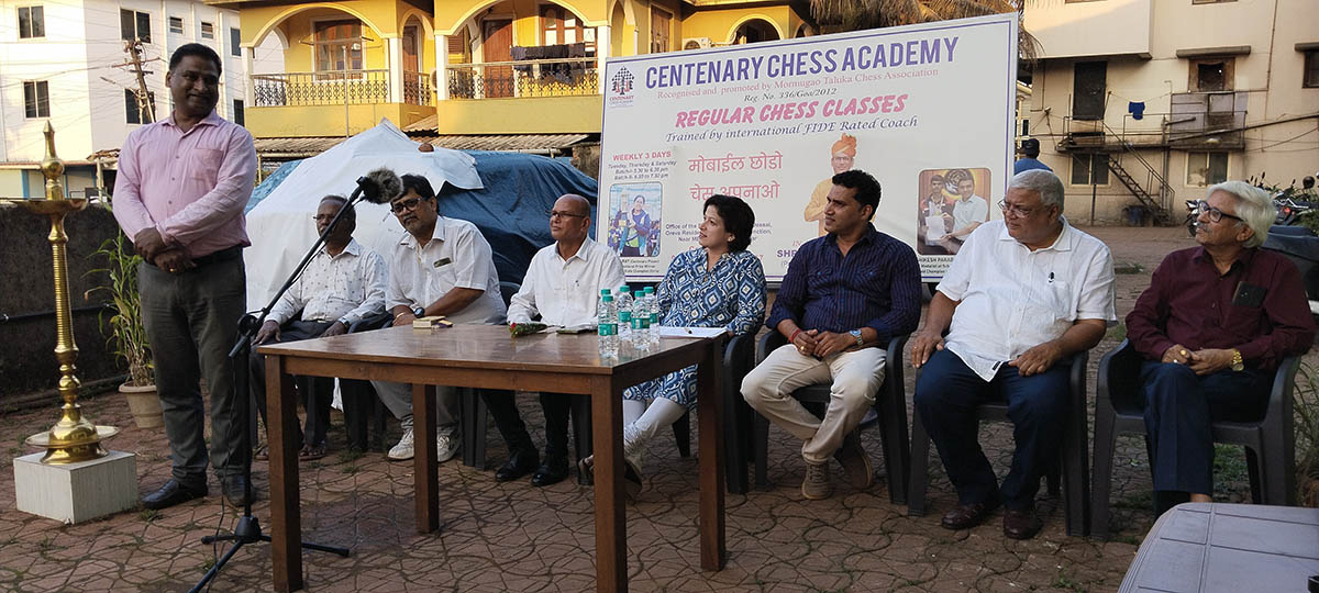 Shri Deepak Gawas hosting the inauguration of the Vidanagar chapter of the Centenary Chess Academy.