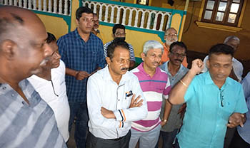 Traffic congestion on the M.E.S College road.