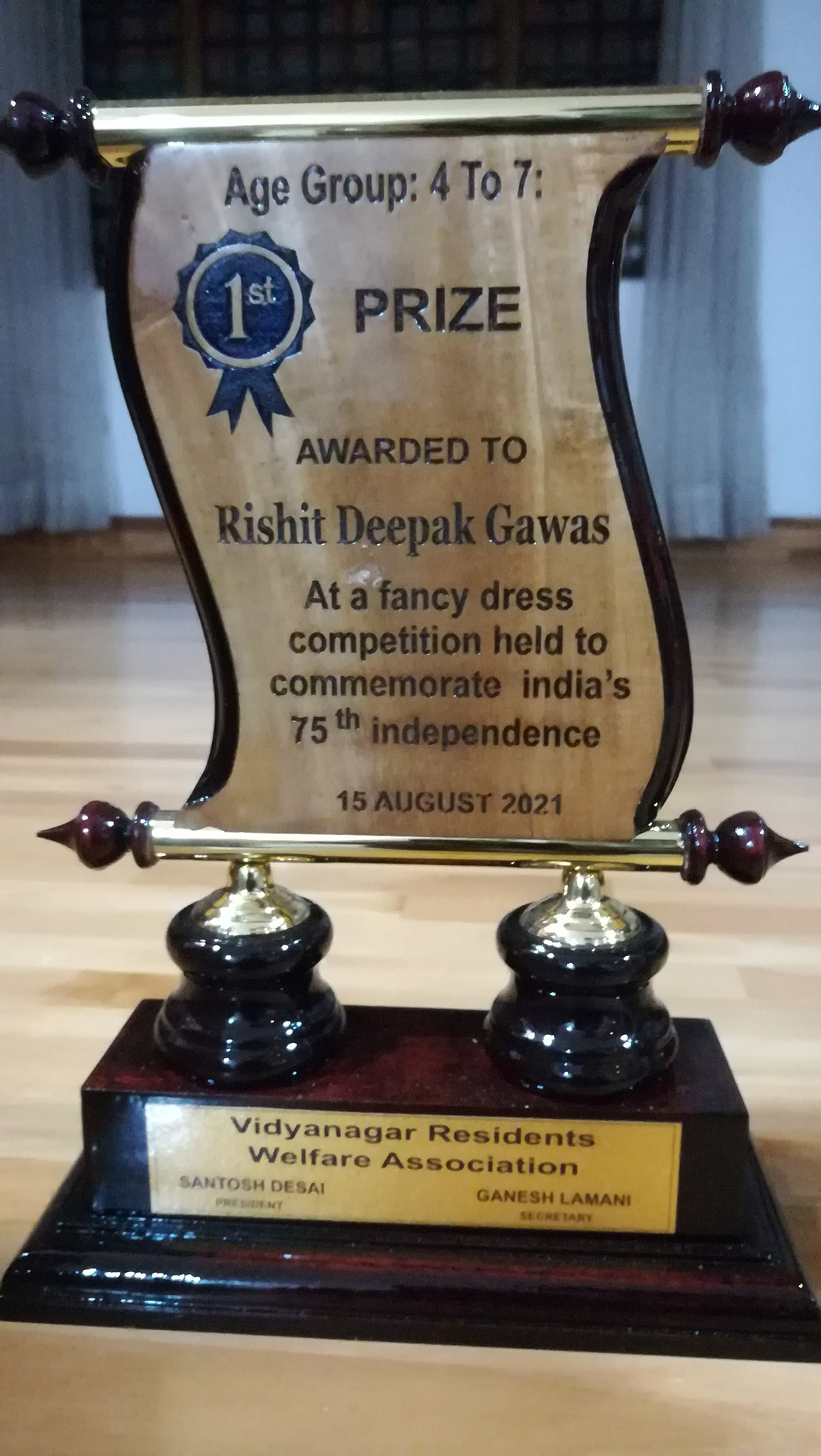 1st Prize in age group 4 to 7 awarded to Master Rishit Deepak Gawas for excellence in the Fancy dress competition held on 15-Aug-2021. <a href=https://youtu.be/6yOGdo1wd4s target=_blank class=blue>View competition video</a>