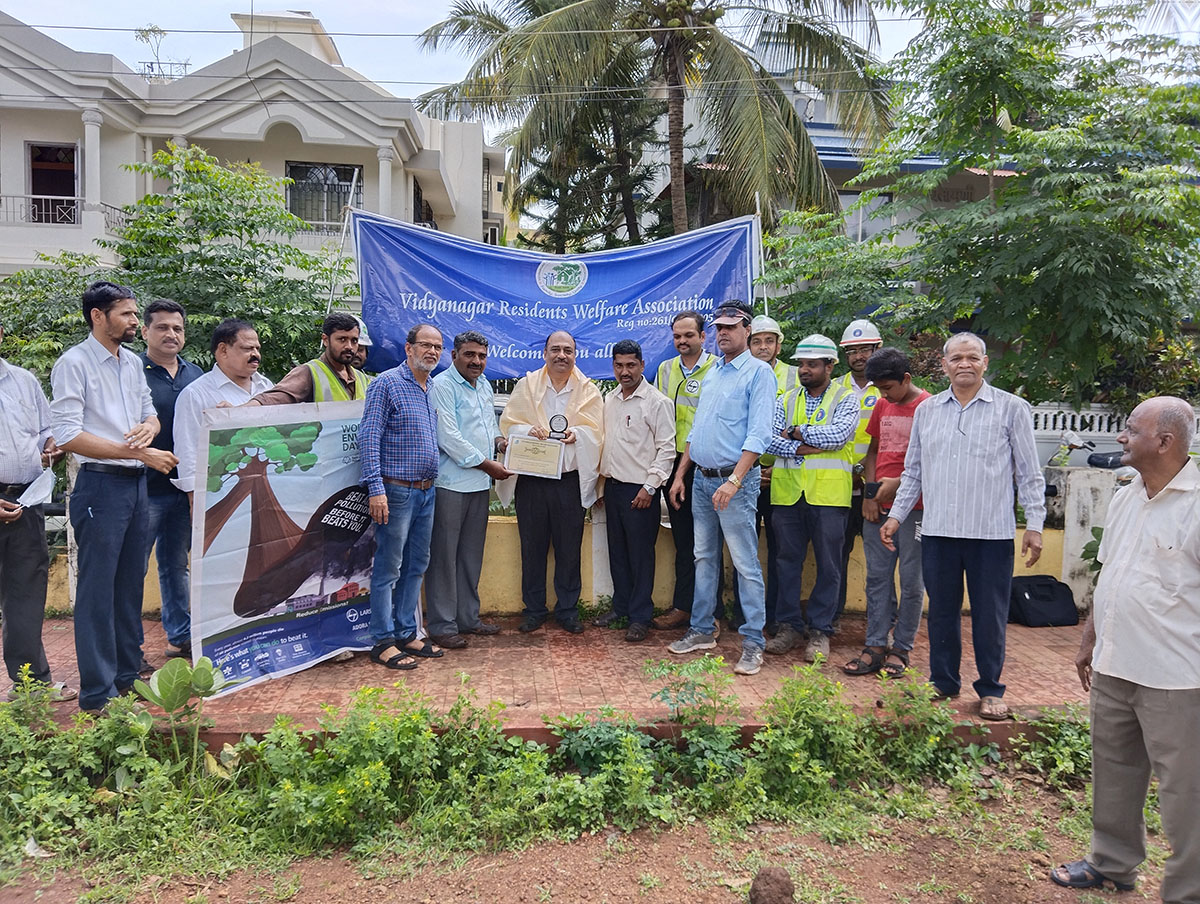 Seen here is Vidyanagar Residents Welfare Association; President Shri Monish Meti presenting a memento to Project Manager,  L&T Ltd., Adora De Goa Project as a token of appreciation for L&T's support in the Green Vision project. Also seen is association secretary Shri Ganesh Lamani (on the right) and Ex-President Shri Santosh Desai (on the left), Mr.Jagdeep Naidu , Deputy Project Manager, Mr. Nandan Sah, Shri Gurumurthy Venkat Murty, Planning Head,  Mr.Sachin Patil ,Planning Manager, Mr.Ravindaranatha , IR Manager, Mr.Vengadesan, Construction Manager,  Mr.Saravanan, Construction Manager,  Mr.Raja Sekar , EHS Manager, Mr.Sujin EHS Head, Provident Housing Ltd., Mr.Muthu Kumar , QA/QC Head Provident Housing Ltd, association members Shri Rajaram Patil, Mr. Wilfred Fernandes and Mr. Kanade (right side) and Shri L.T Naik and Shri Surendra Naik (left side).