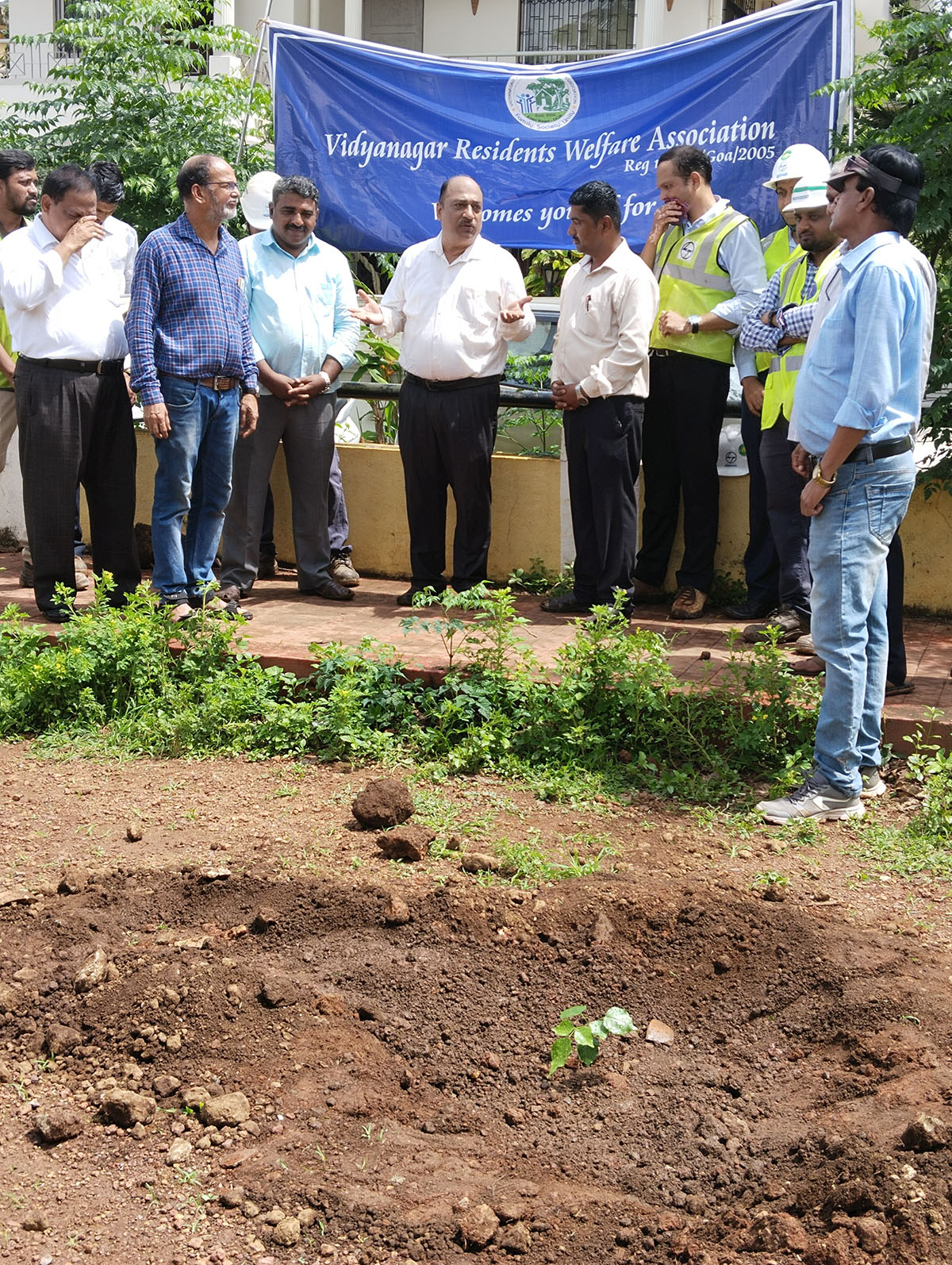 Seen here (from left) is association member, L.T. Naik, Ex-President Shri Santosh Desai, Vidyanagar Residents Welfare Association; President Shri Monish Meti, Mr.Jayant Prabhakar Gosavi, Project Manager,  L&T Ltd., Adora De Goa Project, association secretary Shri Ganesh Lamani (on the right)and other members of L&T team.