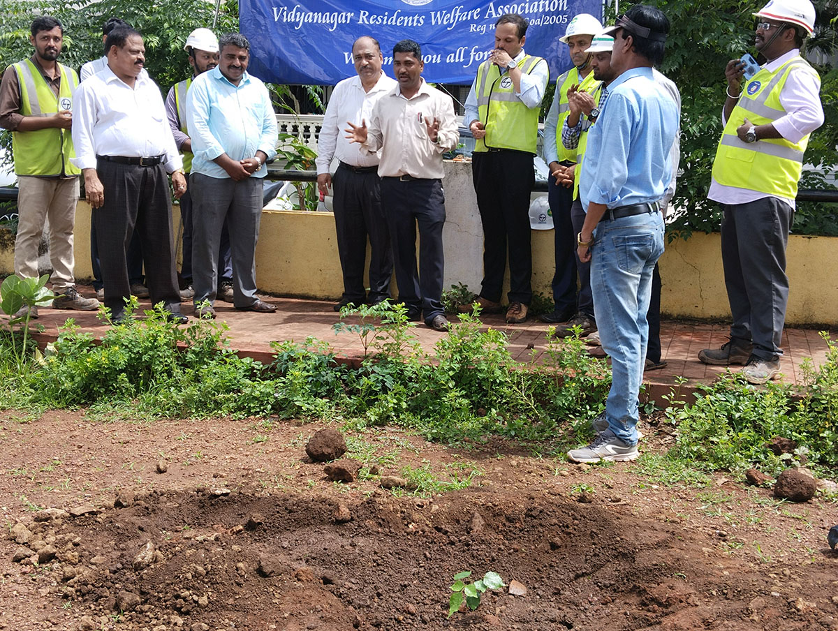 Seen here (from left) is association member, L.T. Naik, Ex-President Shri Santosh Desai, Vidyanagar Residents Welfare Association; President Shri Monish Meti, Mr.Jayant Prabhakar Gosavi, Project Manager,  L&T Ltd., Adora De Goa Project, association secretary Shri Ganesh Lamani (on the right)and other members of L&T team.