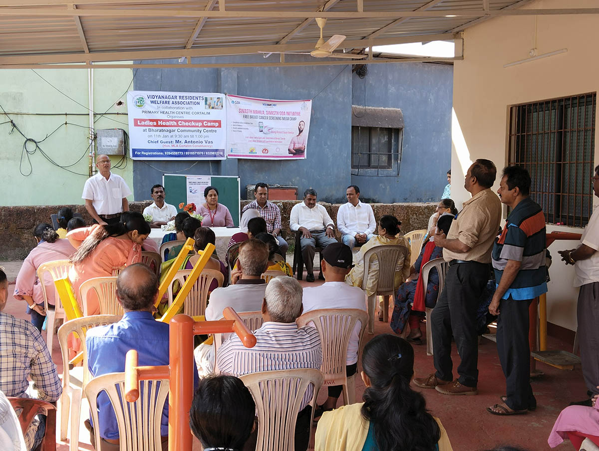 Our Panch Shri Santosh Desai addressing the gathering.