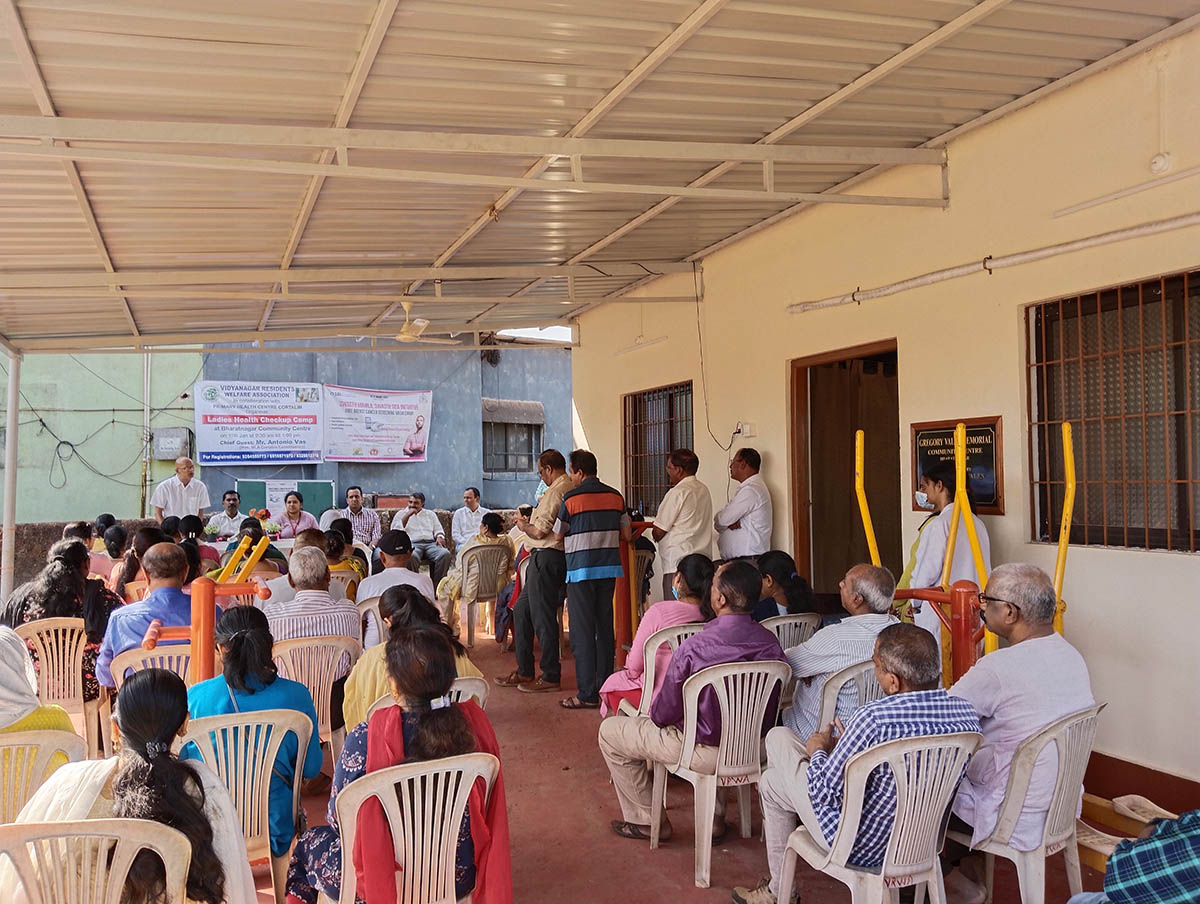 Our Panch Shri Santosh Desai addressing the gathering.